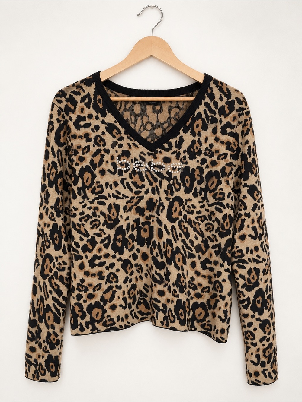 Bebe Leopard Print V-Neck Long Sleeve Top with Embellishment Size L Y2K